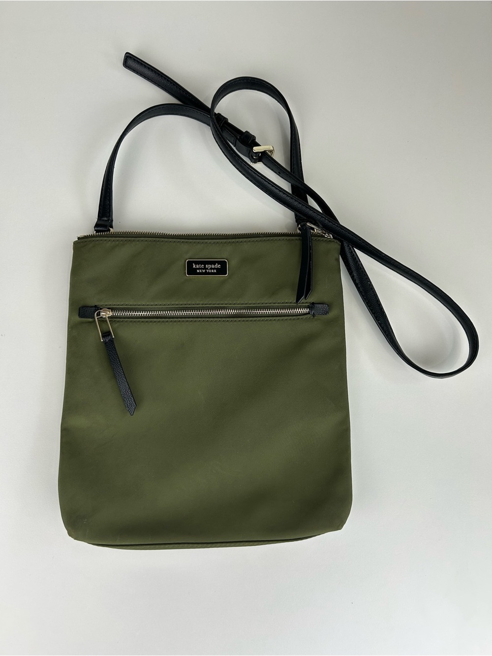 KATE SPADE NYLON DAWN FLAT CROSSBODY OLIVE COLOR